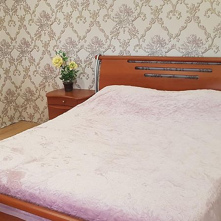 Люкс Апартаменты Центр Sukhumi Exterior foto